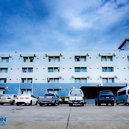 Horizon Hotel Surat Thani Exterior foto